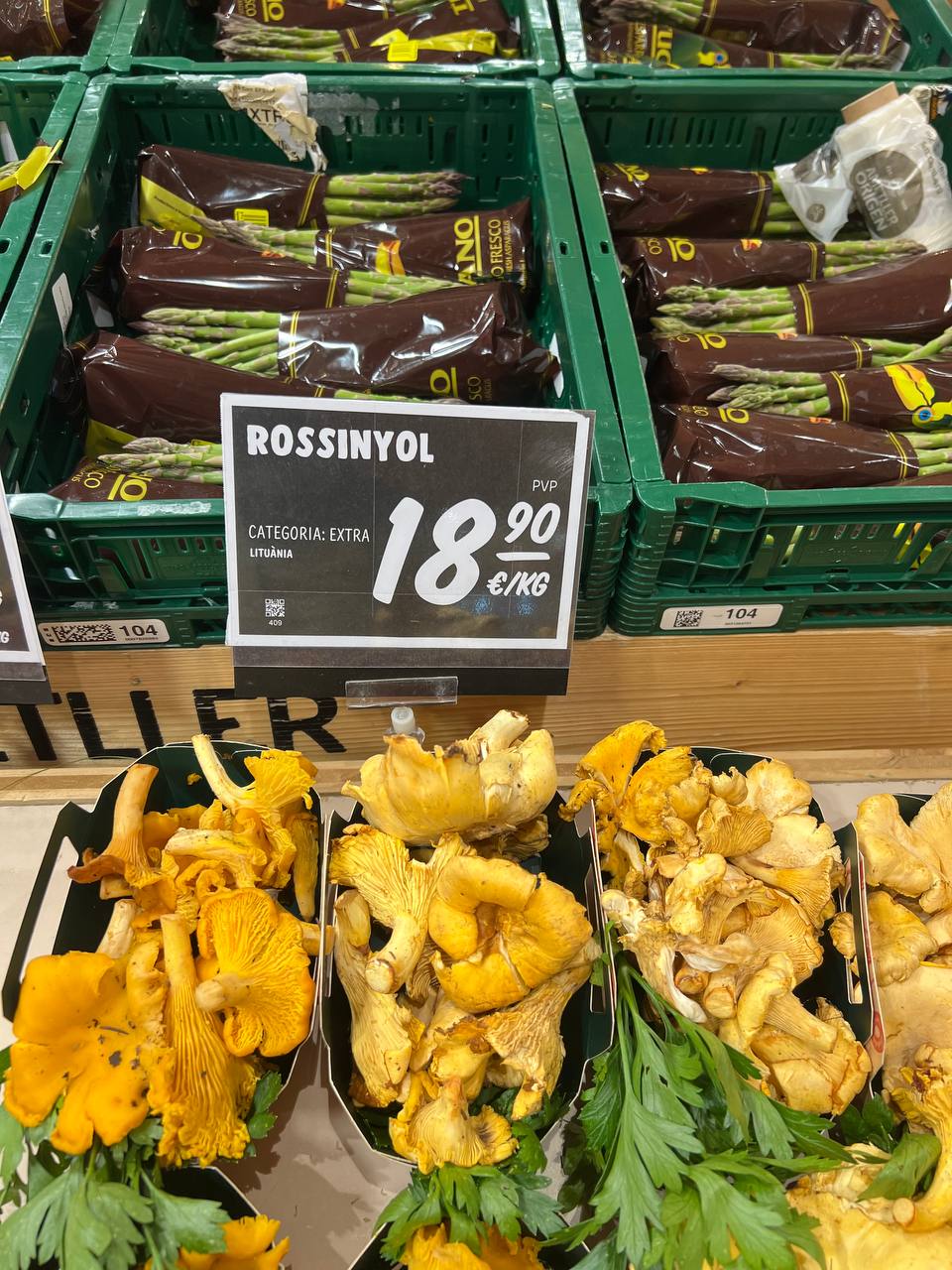 ÐиÑиÑки на ÑÑнке в ÐаÑÑелоне