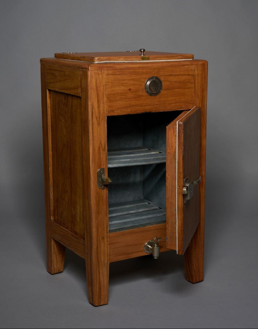 ÐÑÐ·ÐµÐ¹ ÑÐ½Ð¶ÑÐ½ÐµÑÑÑ Ñ ÑÑÑÐ½Ð°Ð»Ð¾Ð³ÑÐ¹ Ñ ÐÑÐ°ÐºÐ°Ð²Ðµ.