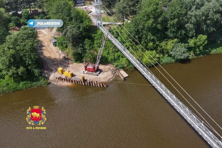 Ð ÐµÐºÐ¾Ð½ÑÑÑÑÐºÑÐ¸Ñ ÑÐ°Ð¼Ð¾Ð³Ð¾ Ð´Ð»Ð¸Ð½Ð½Ð¾Ð³Ð¾ Ð¿Ð¾Ð´Ð²ÐµÑÐ½Ð¾Ð³Ð¾ Ð¼Ð¾ÑÑÐ° ÐÐµÐ»Ð°ÑÑÑÐ¸. 2024 Ð³Ð¾Ð´Ð°, ÐÐ¾ÑÑÑ. Ð¤Ð¾ÑÐ¾: t.me/pul4region