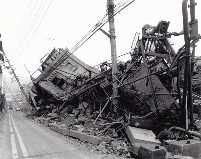 Великое землетрясение канто. Великое землетрясение Канто 1923. Землетрясение в Японии 1923. Канто Япония землетрясение. Землетрясение в Токио 1923.